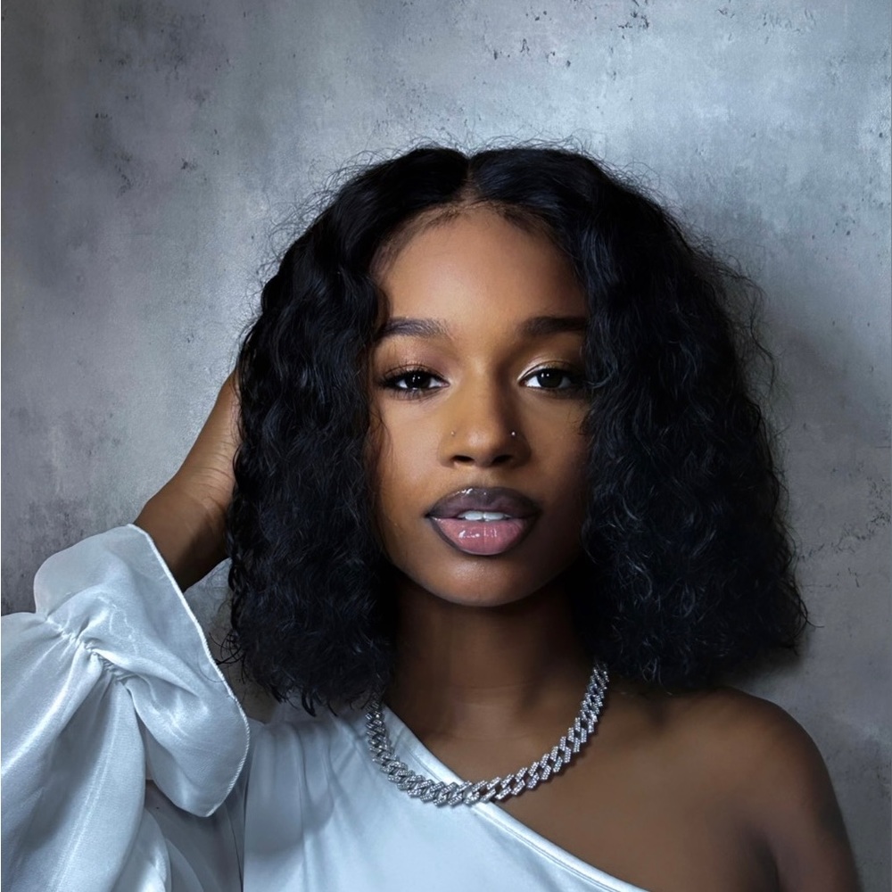 Meet your Posher, Jai Marie